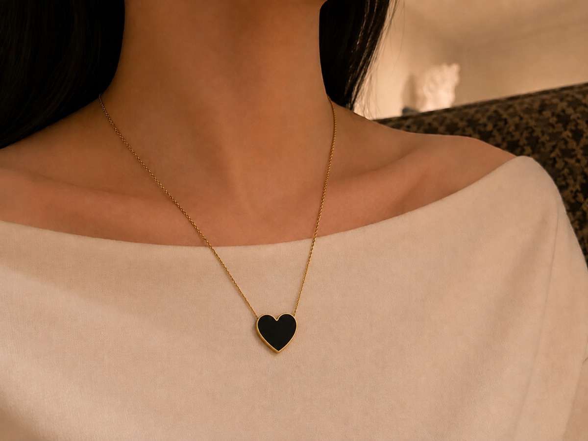 Black Heart Necklace