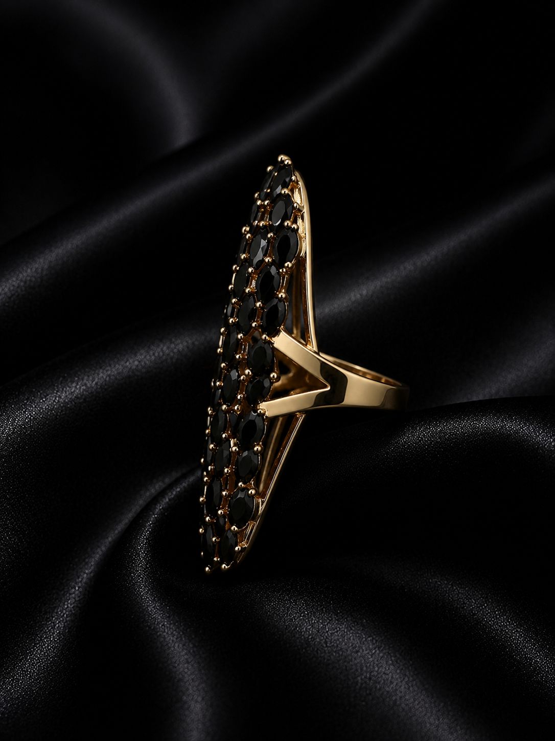 Midnight Marquise Ring (Gold)