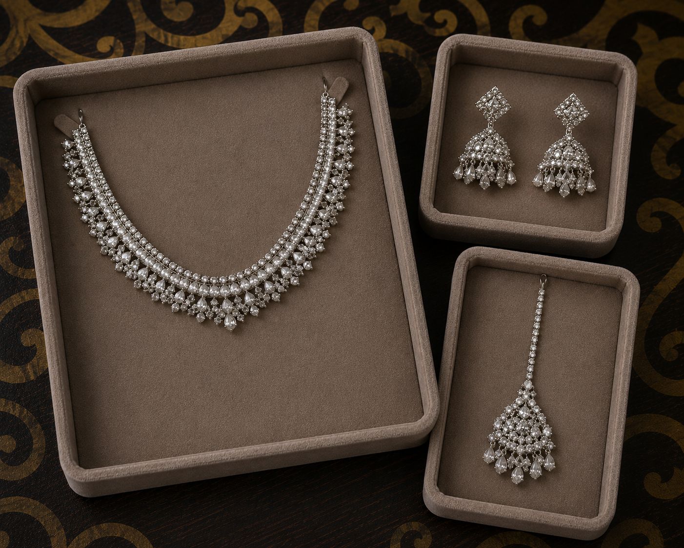 Pearl Crystal Statement Necklace Set