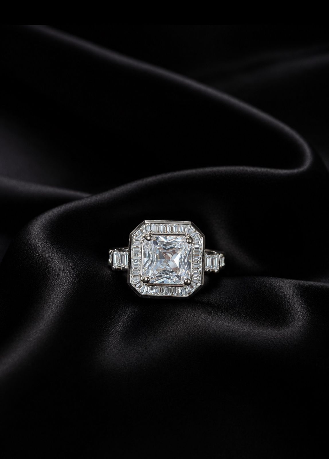 Emerald Halo Ring (Silver)
