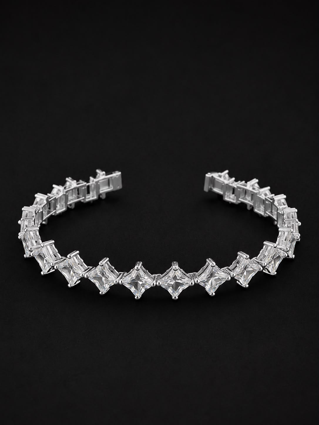 Crystal Diamond Shape Bracelet