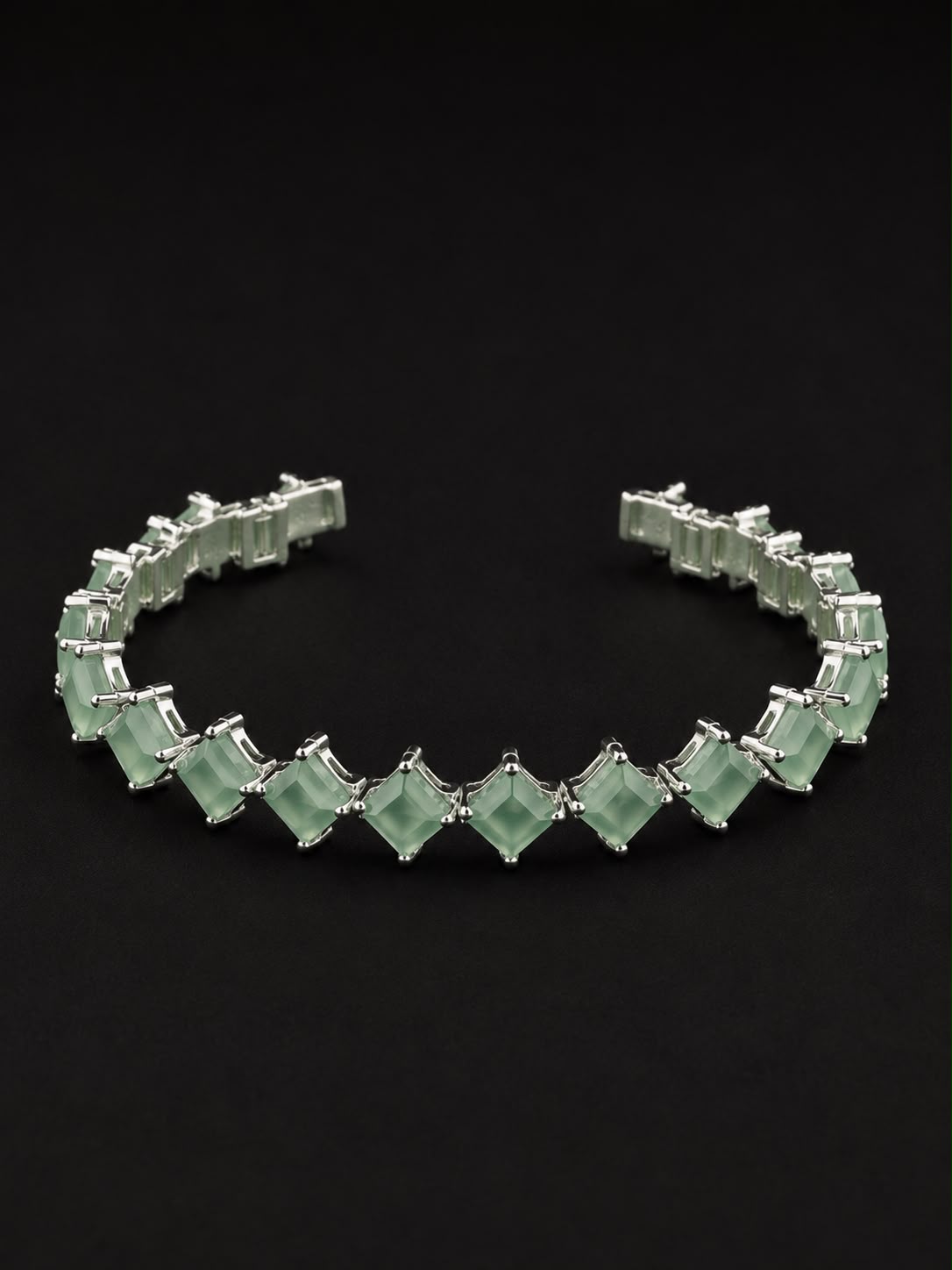 Green Diamond Shaped Bracelet
